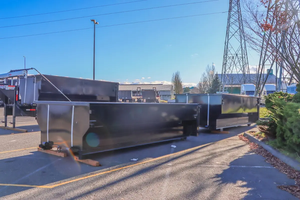 Professional dumpster rental and junk removal service in Valinda